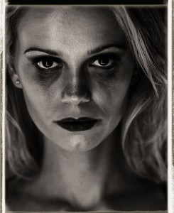 POLAROID                                      